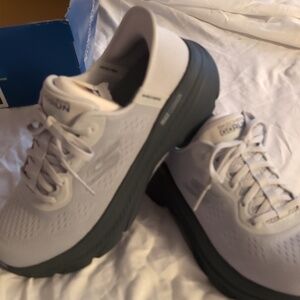 Skechers Hands Free Arch Fit Slip In Light Gray Athletic Shoes